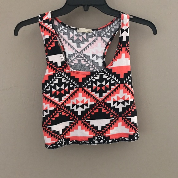 Patterned crop top💓 - Picture 2 of 2